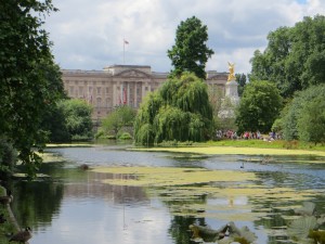 View of the Palace from the scenic St James' Park